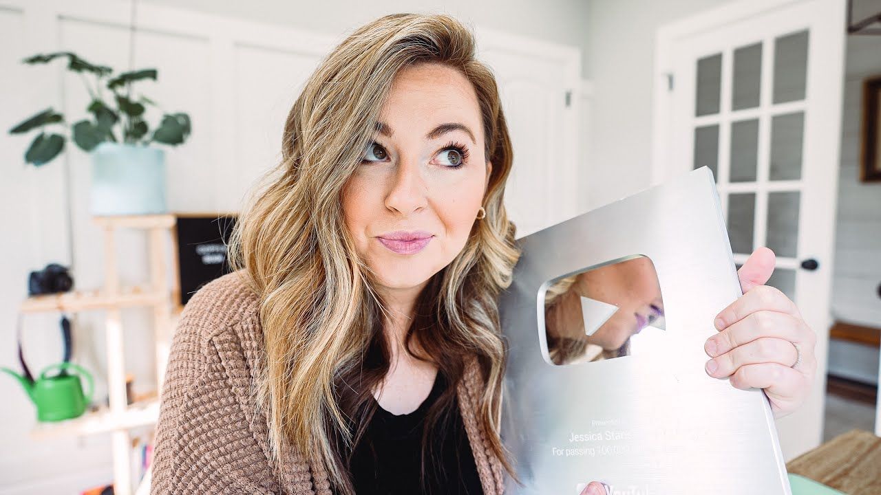 SO, YOU WANNA BE A FULL-TIME YOUTUBER?!? How to make YouTube Your Full-Time Job