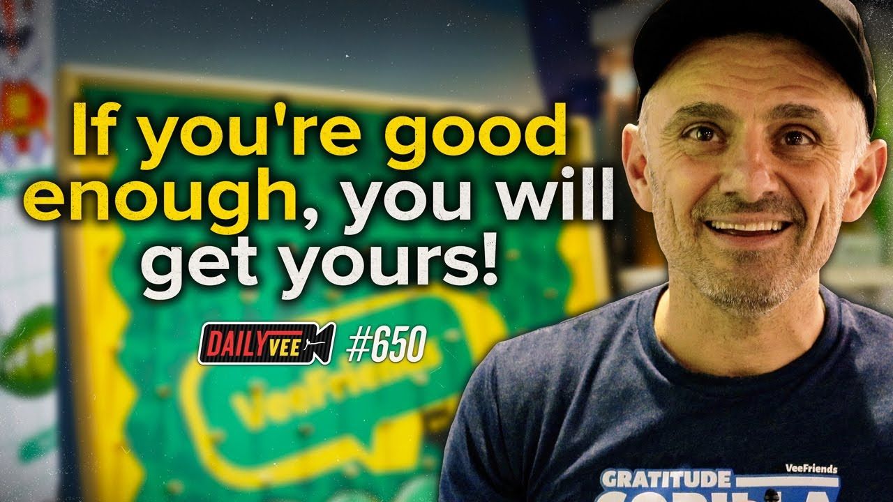 Sharing Business & Life Lessons While Trading Cards l DailyVee 650