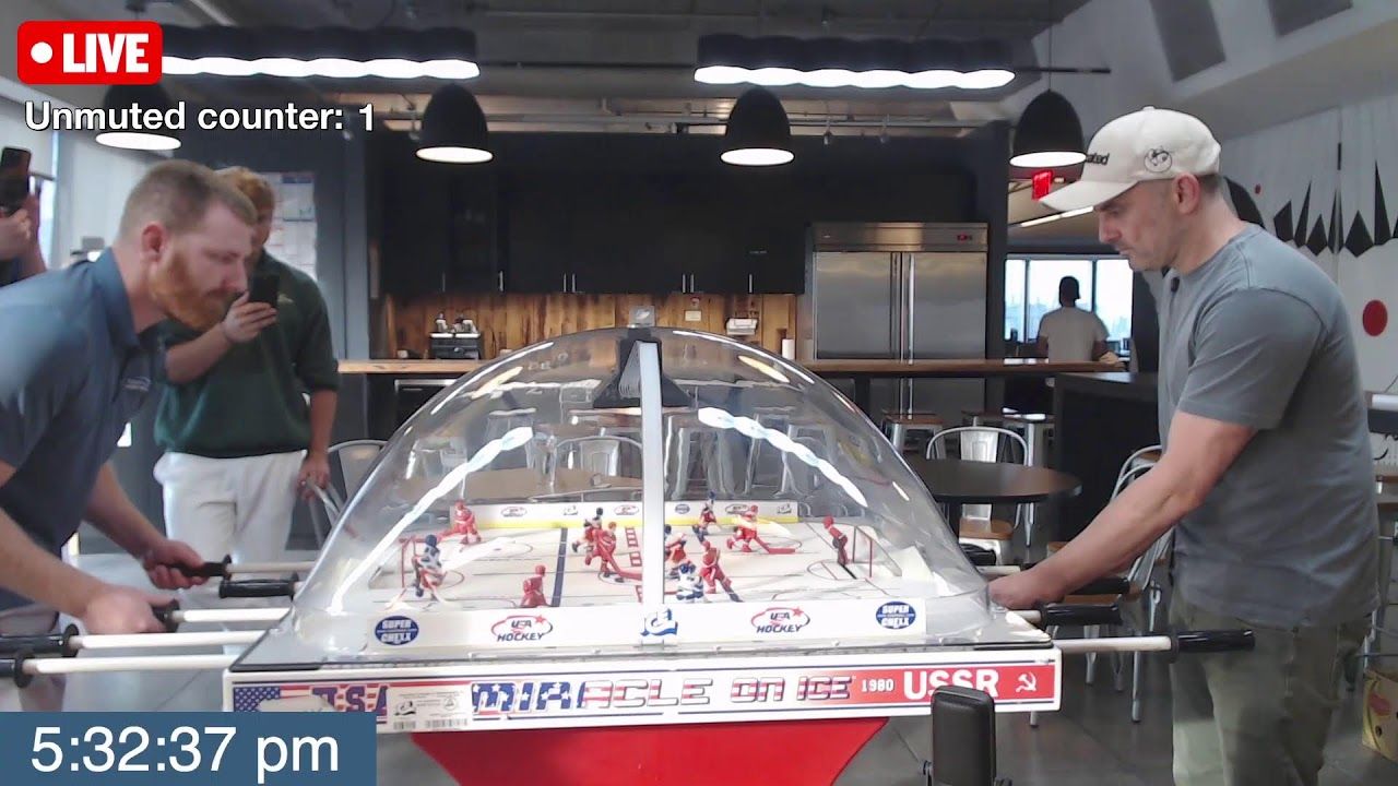 I’m the real Bubble Hockey Basset Hound! | Live from NYC